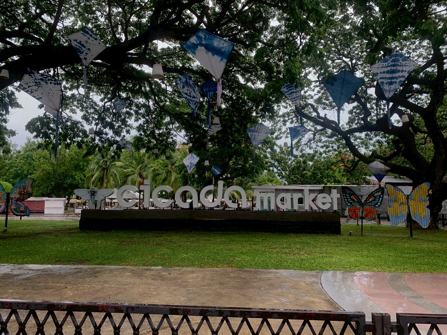 cicada market hua hin
